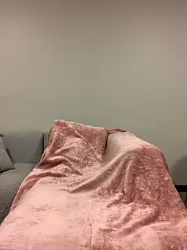 CurvyDesire1 online show from March 2026 09:33:01 PM