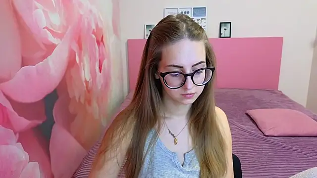 AliceAdams online show from February 2025 11:42:02 AM