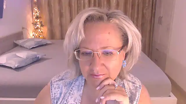Raisshy online show from July 2026 02:52:01 PM