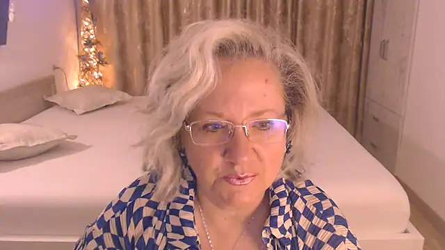 Raisshy online show from July 2026 02:05:17 AM