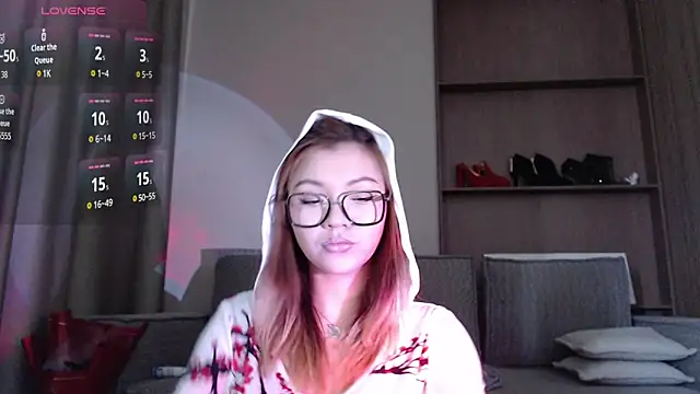 Nyx Lina online show from May 2026 04:40:01 AM