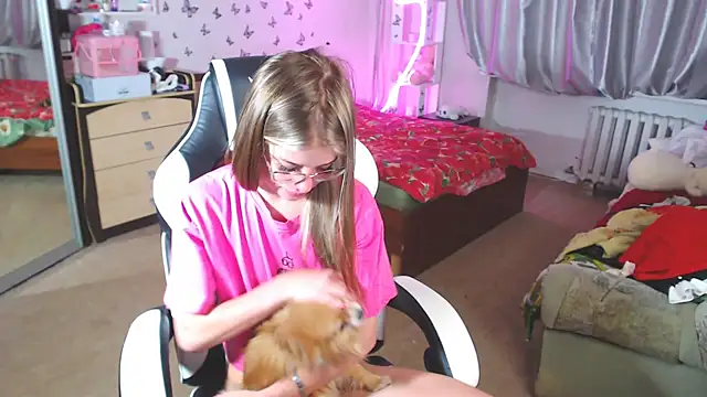 Snapshot of Kira_honeyy chatting on March 2025 11:29:01 AM Kira honeyy online show from March 2025 11:29:01 AM