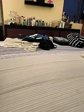 KIARAPRETTY online show from March 2026 12:01:02 AM