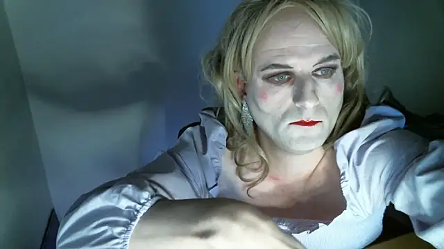 Snapshot of carol5939 chatting on January 2026 06:01:01 PM carol5939 online show from January 2026 06:01:01 PM