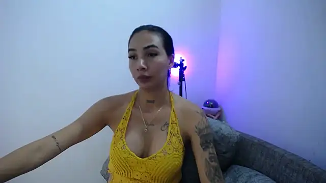 Allyson Smith online show from December 2024 11:56:02 PM