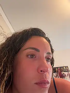Snapshot of Clara-xoxo chatting on July 2026 09:43:01 PM Clara-xoxo online show from July 2026 09:43:01 PM