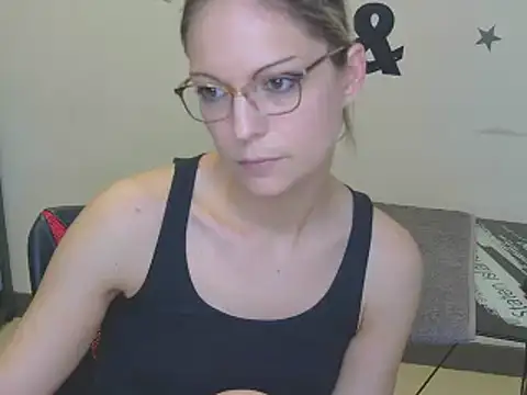 alixfeeling online show from December 2024 03:57:02 PM