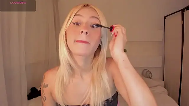 AshleyRoys online show from March 2025 04:30:01 PM