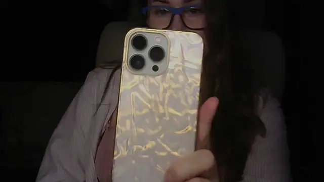 SeasonalSomeone online show from February 2026 12:09:02 AM