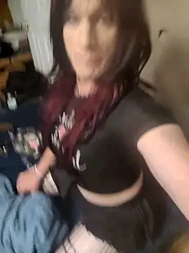 MaddyC6992 online show from May 2026 06:10:02 AM
