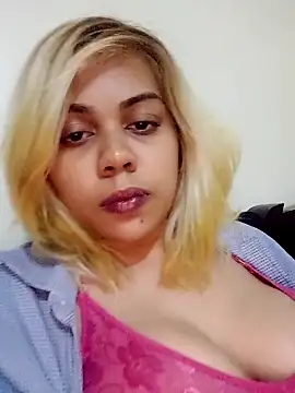 Nainagupta7890 online show from November 2025 06:09:02 PM