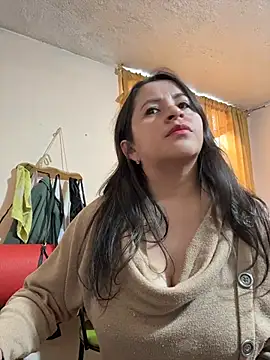 latinfemale online show from March 2026 07:54:01 PM