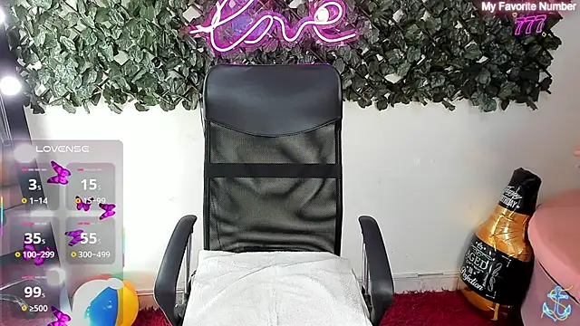 DestinyHills online show from July 2026 03:03:02 PM