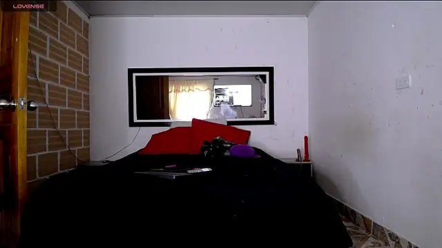 Julieta Rodriguez online show from May 2026 05:40:02 PM