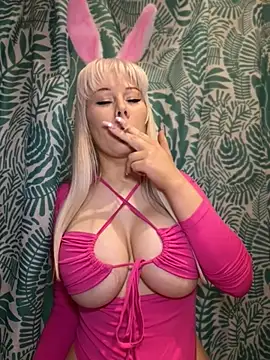 LaraHollywood online show from April 2026 08:12:02 AM