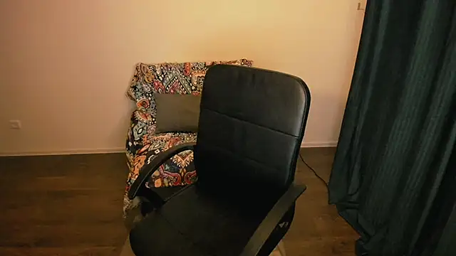 Angelaroberti3 online show from March 2026 07:50:02 PM