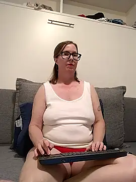 SweetandNaughty1 online show from May 2026 04:52:01 AM