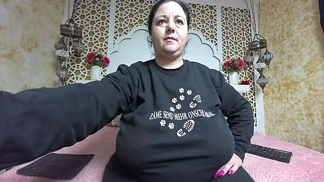 AleshaArabian online show from February 2026 05:05:02 AM