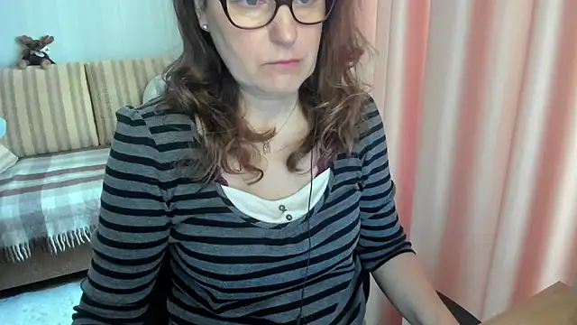 lauraoven online show from March 2026 07:23:01 AM