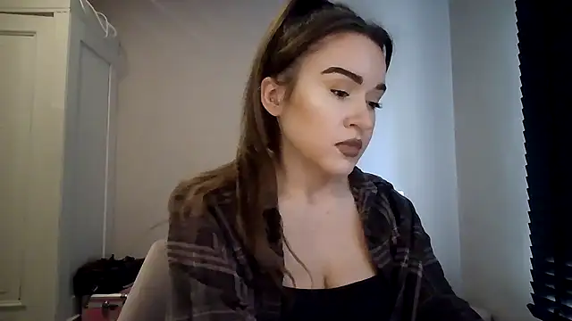 avajade online show from December 2025 09:46:02 AM