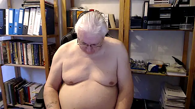 Snapshot of SchwanzhureXXL chatting on February 2026 06:36:02 AM SchwanzhureXXL online show from February 2026 06:36:02 AM