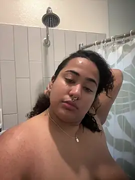 honeyb178 online show from June 2026 11:39:01 PM