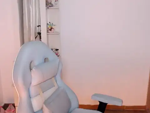 BOREAL MOON online show from April 2026 11:29:02 PM