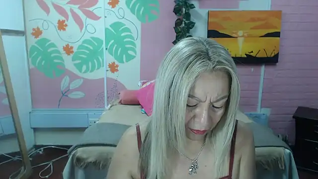 ZAMANTHA online show from April 2026 07:58:02 PM