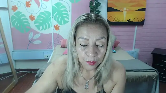 Snapshot of ZAMANTHA chatting on June 2026 03:46:02 PM ZAMANTHA online show from June 2026 03:46:02 PM