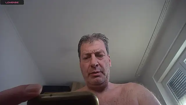 iliebetights online show from December 2025 12:00:01 PM