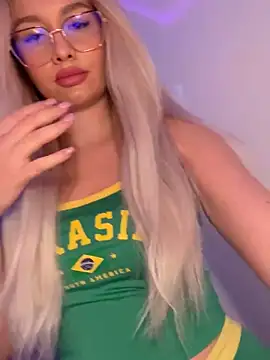 mollyxxx online show from October 2025 06:25:02 AM