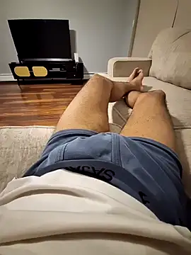 YourPersonall online show from April 2026 02:07:01 AM