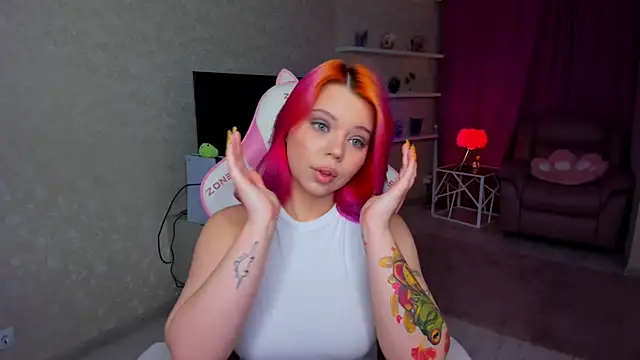 EnergyBunny 1 online show from April 2026 07:58:01 PM