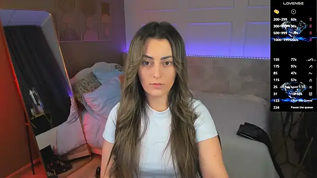 KylieMellow online show from July 2026 05:34:01 AM