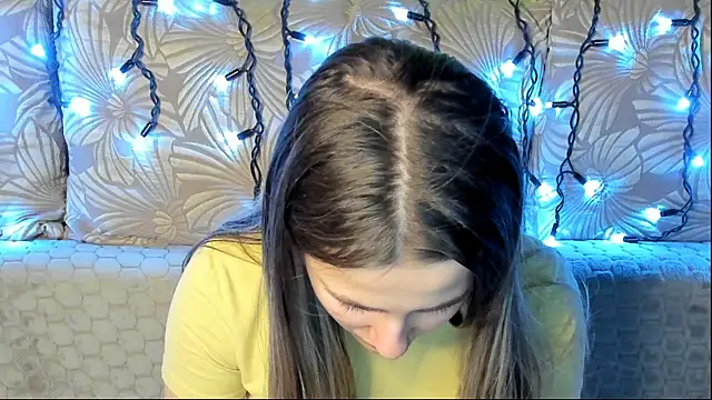 MaggieCake online show from March 2026 02:17:02 AM