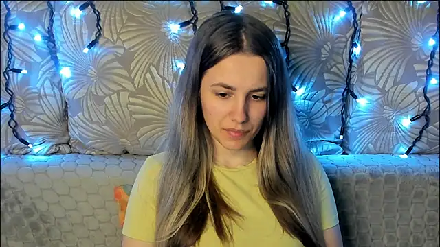 MaggieCake online show from April 2026 01:07:01 AM