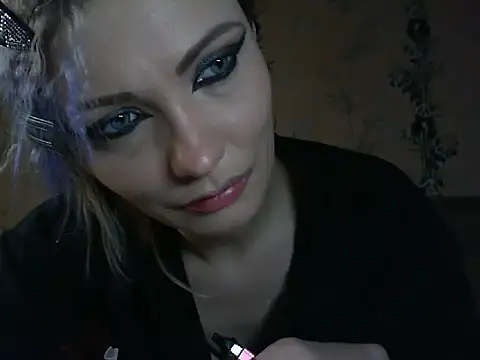 WildMissNiks online show from April 2026 06:40:02 AM