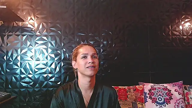 Snapshot of PINK__LOLA1 chatting on May 2026 12:30:02 AM PINK LOLA1 online show from May 2026 12:30:02 AM