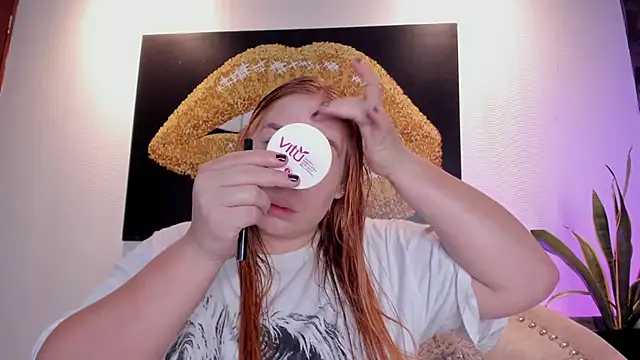 hannamartinn online show from October 2025 03:38:02 PM