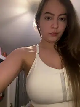 eleonoree online show from April 2026 11:42:02 PM