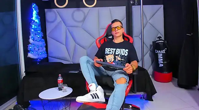 Aydenmiller96 online show from December 2024 07:17:02 AM