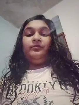 Snapshot of Indianbloom- chatting on March 2026 02:11:02 PM Indianbloom- online show from March 2026 02:11:02 PM