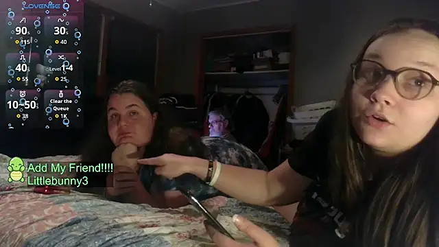 Snapshot of ZeTurtleMaster chatting on October 2025 04:35:02 AM ZeTurtleMaster online show from October 2025 04:35:02 AM