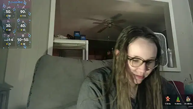 Snapshot of ZeTurtleMaster chatting on December 2025 03:11:01 AM ZeTurtleMaster online show from December 2025 03:11:01 AM