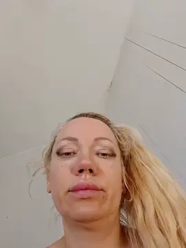 SofiaJoy online show from July 2026 02:43:01 PM