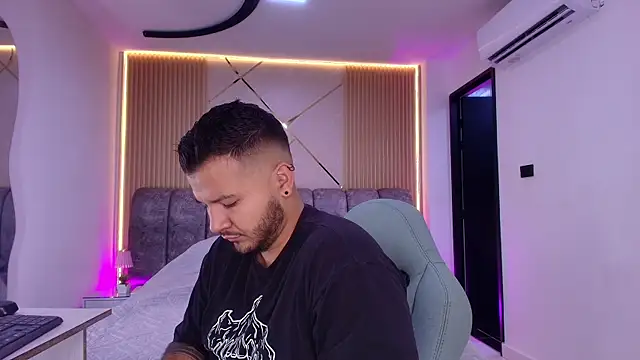 mister miike online show from April 2026 03:06:01 AM