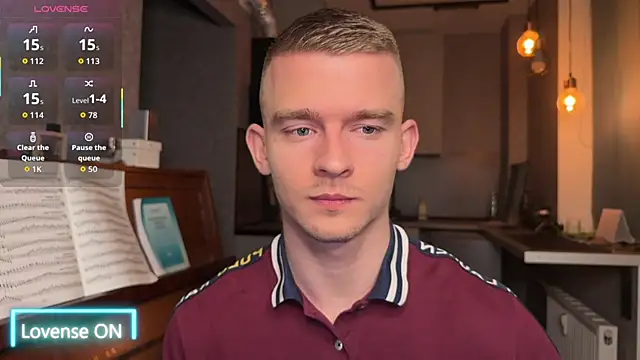 Marvelboy  online show from November 2025 09:25:01 PM