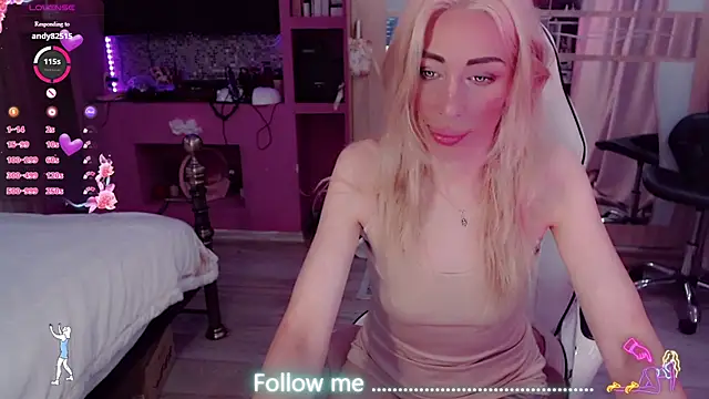 AnnieGOld  online show from July 2026 11:39:02 PM
