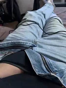 adam123456654321 online show from December 2024 01:22:01 PM