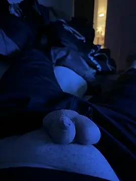 adam123456654321 online show from December 2024 12:45:02 AM